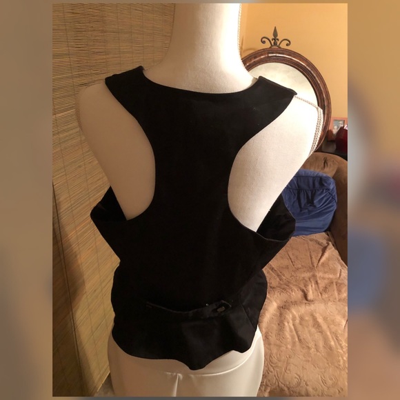 Casual vest by Guess NWOT - Picture 3 of 5